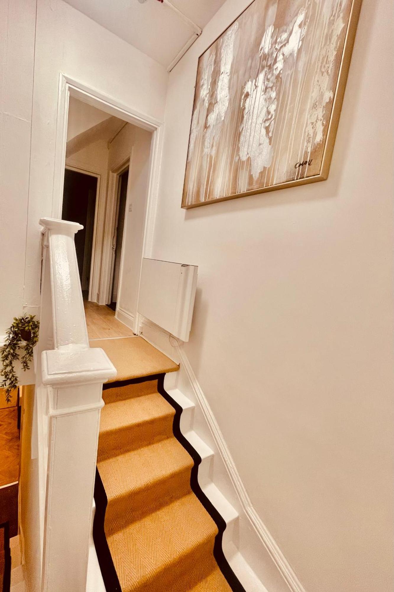 Heritage Apartment *